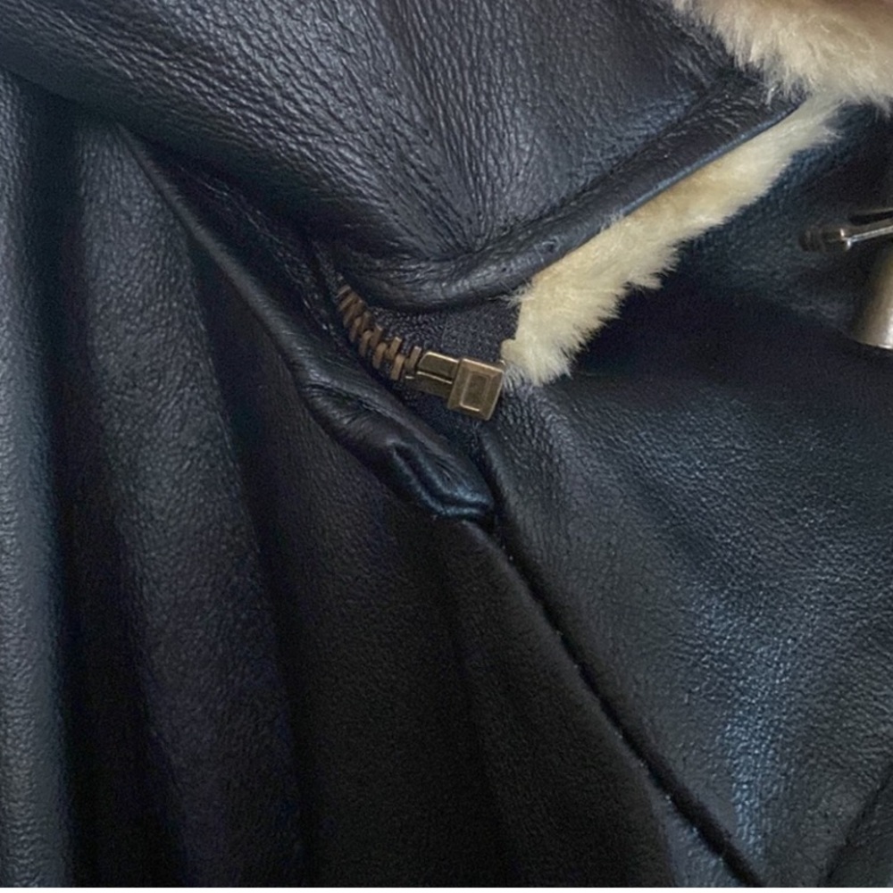 Vintage Wilda black leather & fur coat - Picture 10 of 12